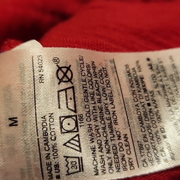 Old Navy Every Wear Short Sleeve Tees - Picture 5 of 5